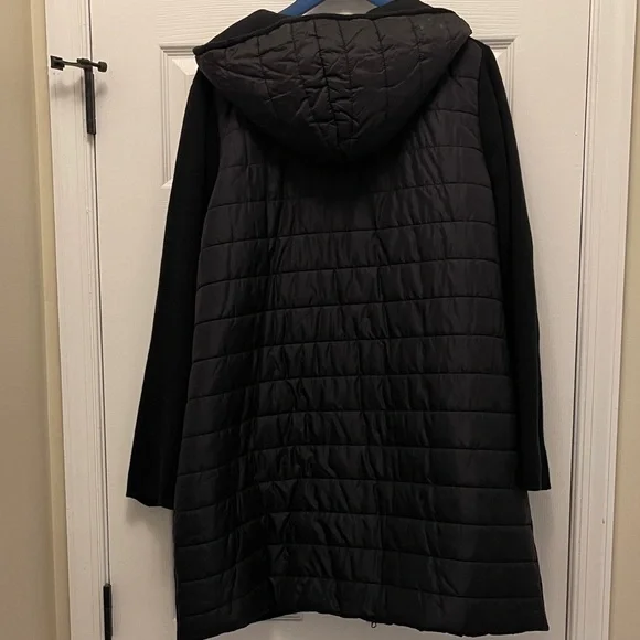 Akini Black Hooded Puffer/Sweater Jacket - Picture 5 of 5
